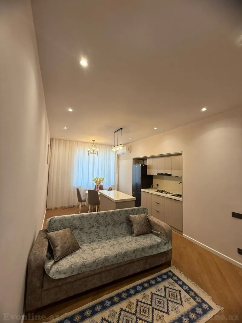 3 otaqlı Mənzil 75 m² 20 Yanvar m. Kirayə verilir