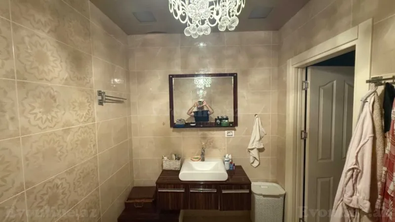 Satılır 3 otaqlı Mənzil Yeni tikili 140 m² Memar Əcəmi m. - şəkil 14