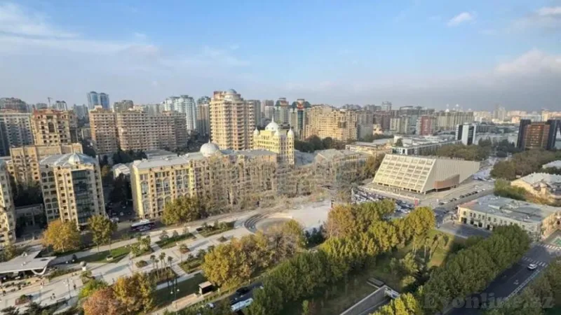 Satılır 3 otaqlı Mənzil Yeni tikili 150 m² Sahil m. - şəkil 2