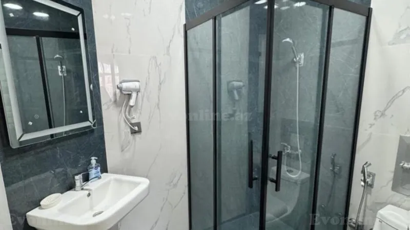 Satılır 3 otaqlı Mənzil Yeni tikili 150 m² Sahil m. - şəkil 11