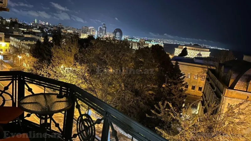 Satılır 3 otaqlı Mənzil Köhnə tikili 70 m² İçərişəhər m. - şəkil 3