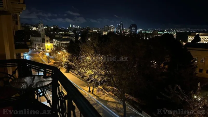 Satılır 3 otaqlı Mənzil Köhnə tikili 70 m² İçərişəhər m. - şəkil 4