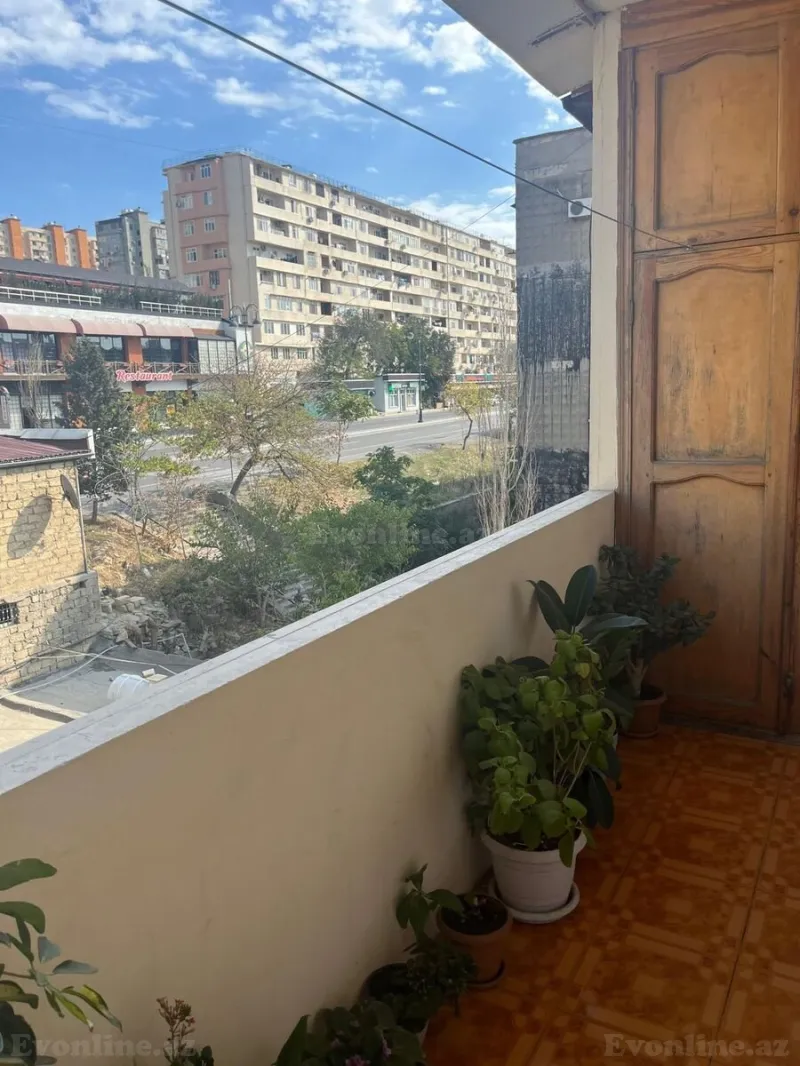 Satılır 3 otaqlı Mənzil Köhnə tikili 75 m² Həzi Aslanov - şəkil 7