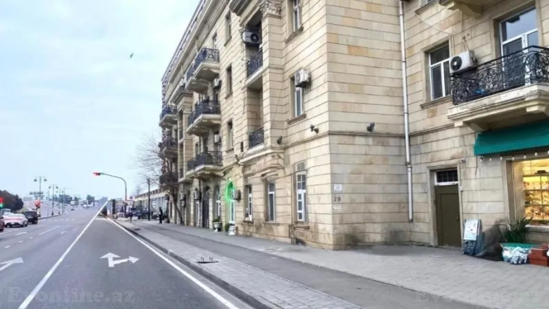 3 otaqlı Mənzil 90 m² Xətai r. Satılır