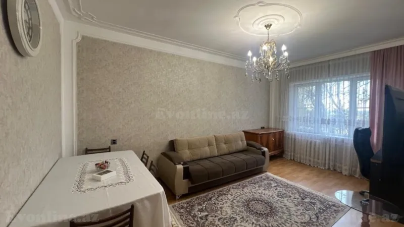 2 otaqlı Mənzil 60 m² Xətai r. Satılır