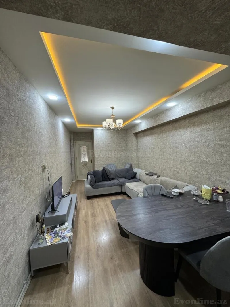 Satılır 2 otaqlı Mənzil Yeni tikili 72 m² Neftçilər m. - şəkil 2