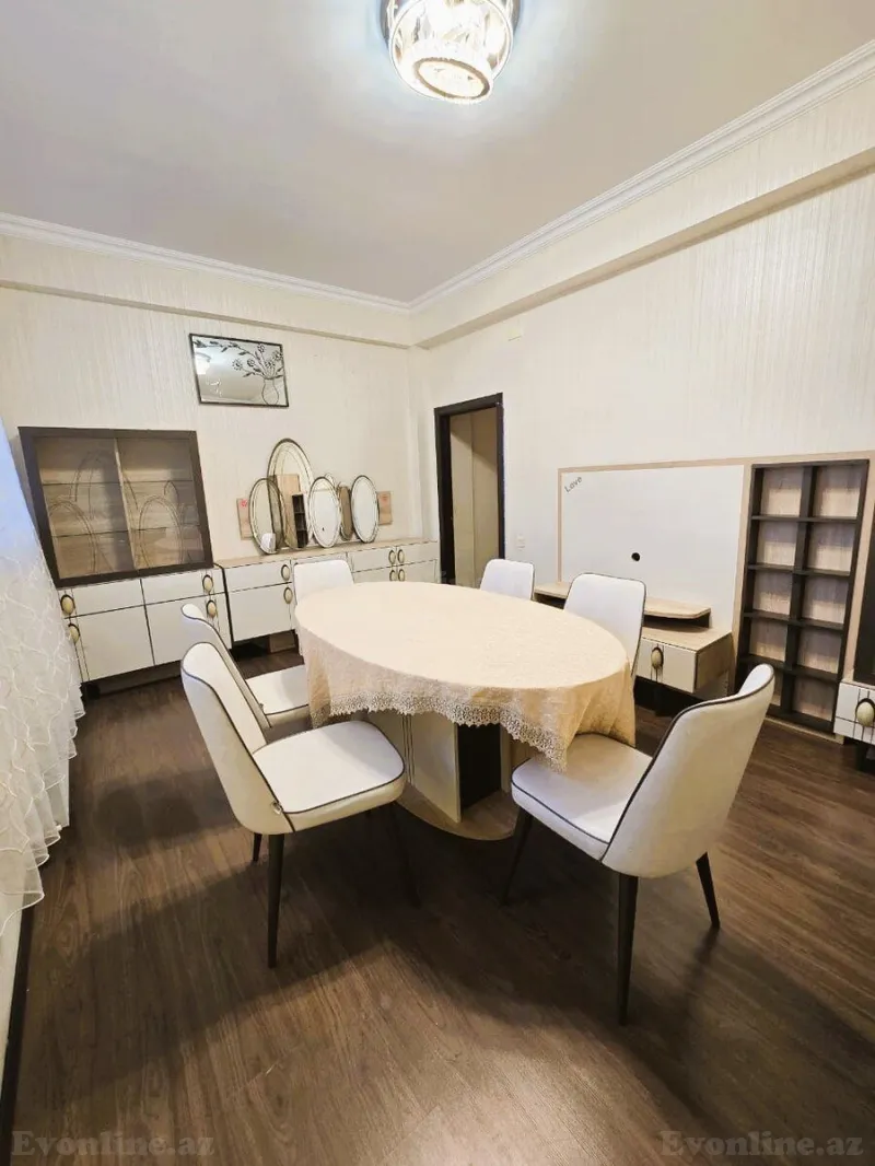 2 otaqlı Mənzil 65 m² Elmlər Akademiyası m. Kirayə verilir