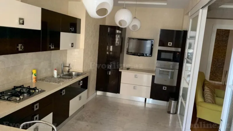Satılır 3 otaqlı Mənzil Yeni tikili 130 m² 8 Noyabr m. - şəkil 8