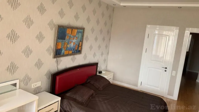 Satılır 3 otaqlı Mənzil Yeni tikili 130 m² 8 Noyabr m. - şəkil 10