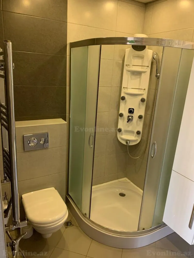 Satılır 3 otaqlı Mənzil Yeni tikili 130 m² 8 Noyabr m. - şəkil 16