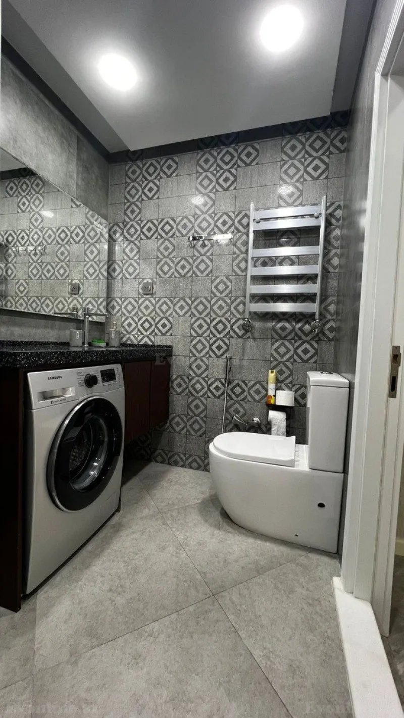 Kirayə verilir 3 otaqlı Mənzil Yeni tikili 120 m² Xətai m. - şəkil 10