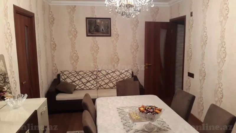 Satılır 2 otaqlı Mənzil Köhnə tikili 90 m² Gəncə - şəkil 3