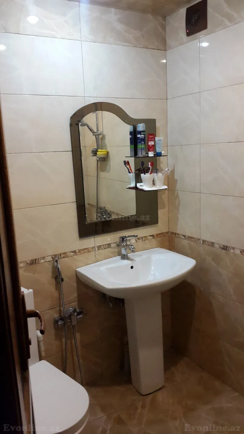 Satılır 2 otaqlı Mənzil Köhnə tikili 90 m² Gəncə - şəkil 11