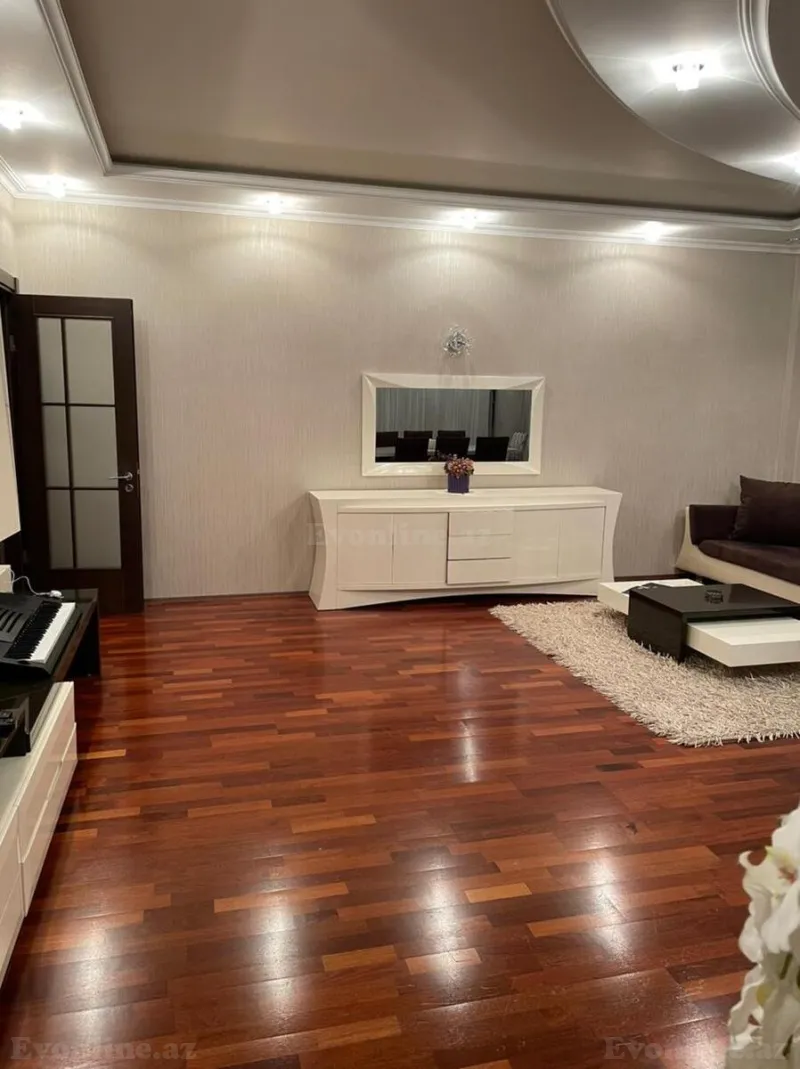 Kirayə verilir 4 otaqlı Mənzil Yeni tikili 180 m² Böyükşor - şəkil 2