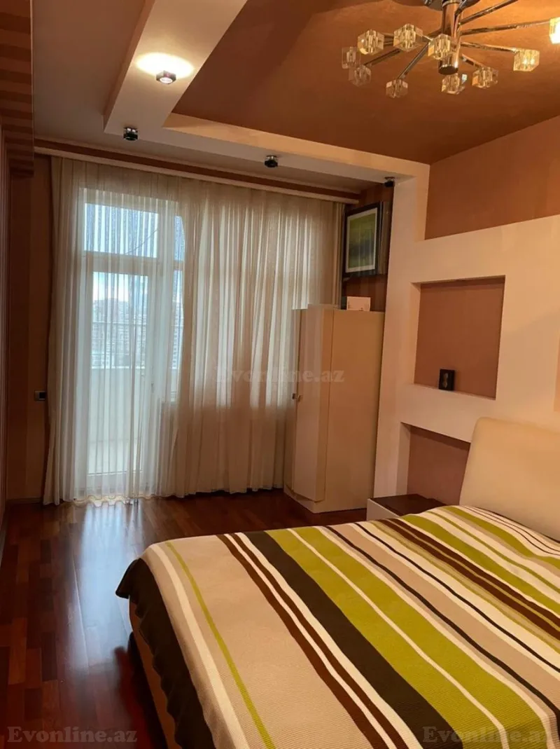 Kirayə verilir 4 otaqlı Mənzil Yeni tikili 180 m² Böyükşor - şəkil 4