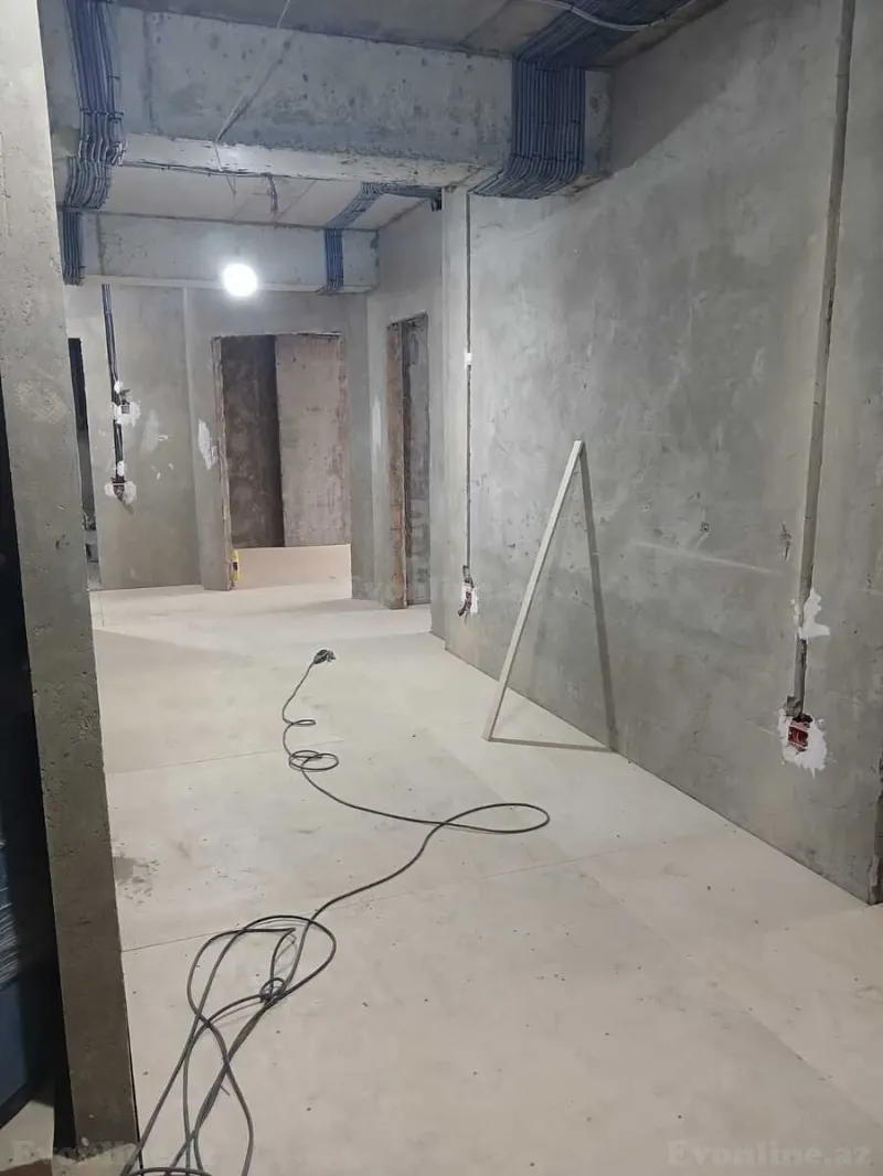 Satılır 4 otaqlı Mənzil Yeni tikili 200 m² Xətai m. - şəkil 18