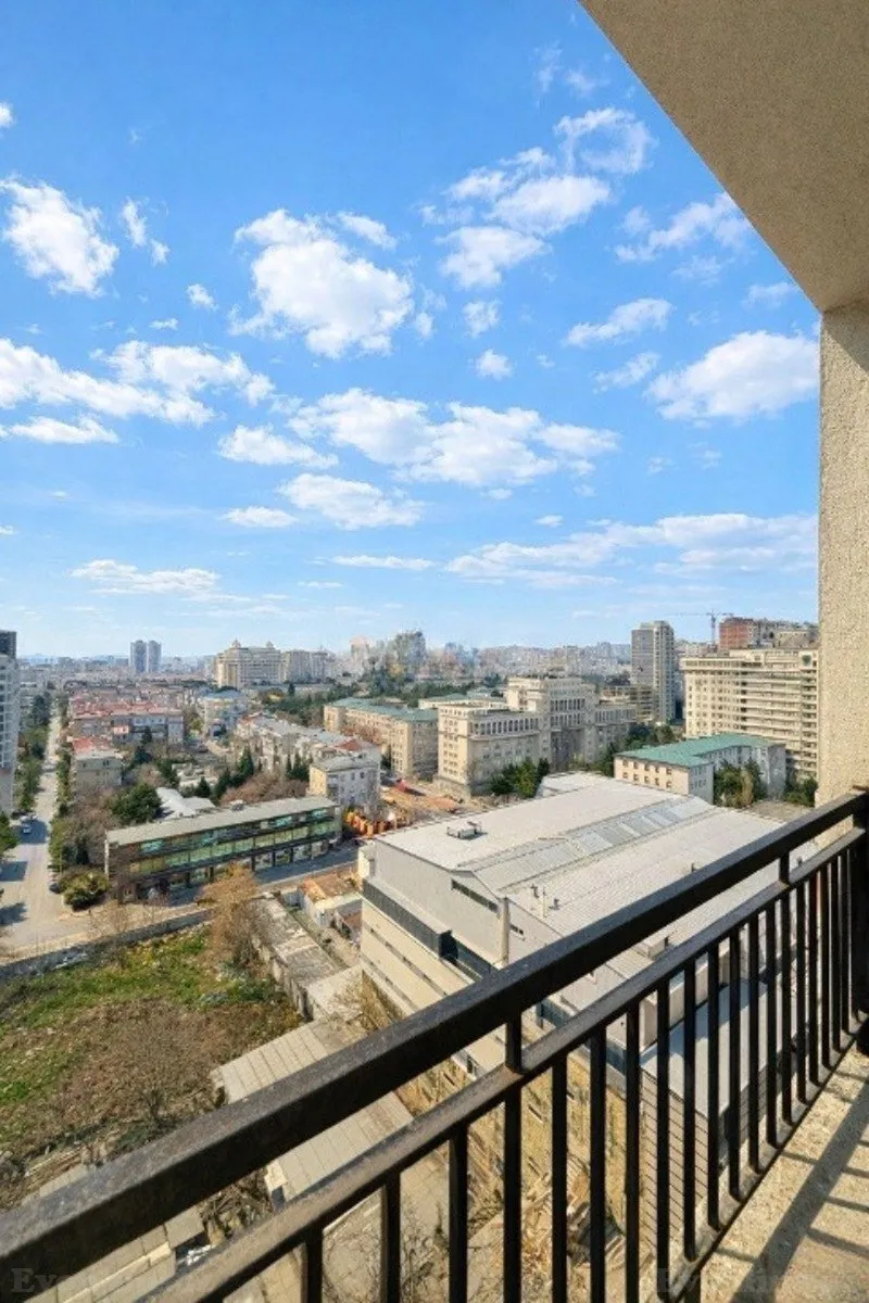 Satılır 4 otaqlı Mənzil Yeni tikili 164 m² Nəsimi r. - şəkil 5