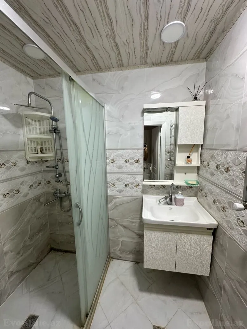 Kirayə verilir 2 otaqlı Mənzil Yeni tikili 65 m² Əhmədli m. - şəkil 4