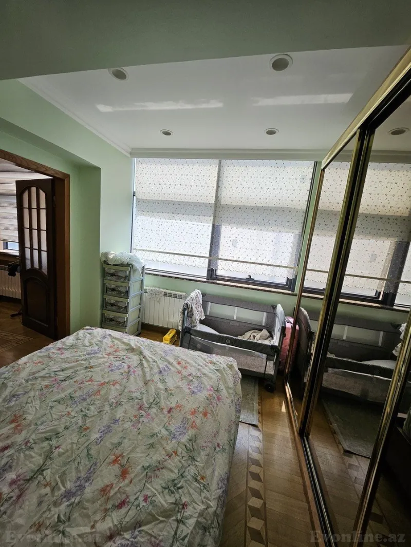 Satılır 2 otaqlı Mənzil Köhnə tikili 70 m² Bayıl - şəkil 5