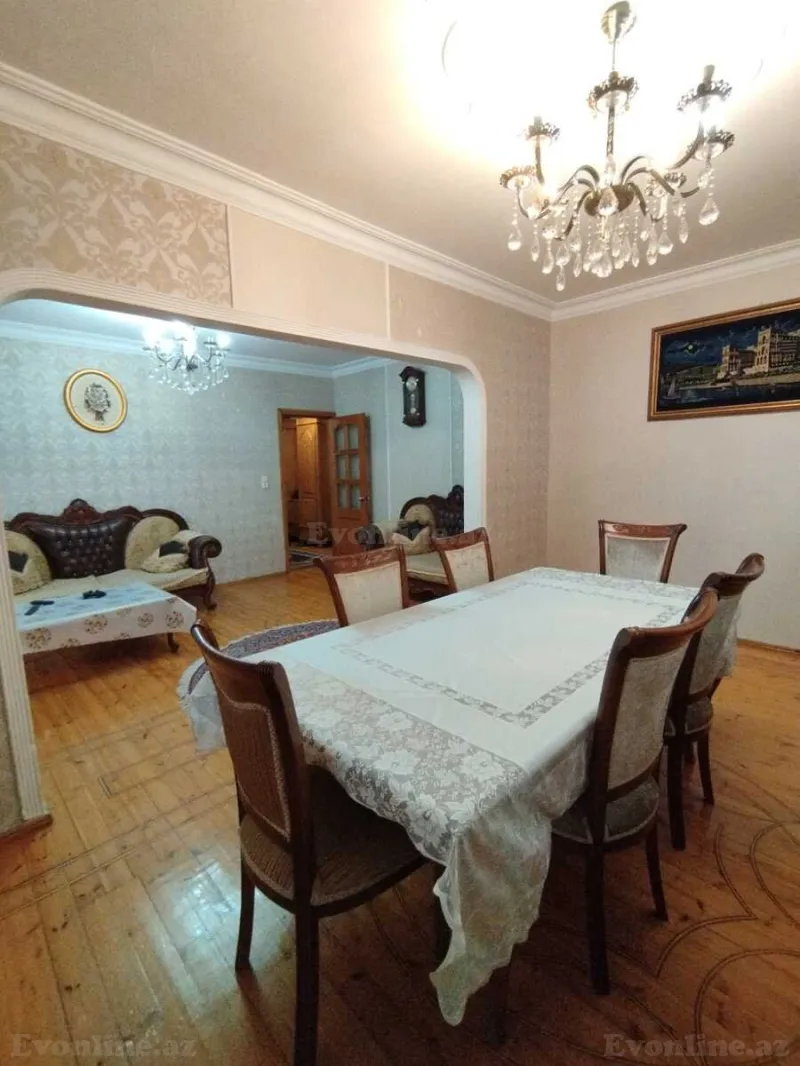 Satılır 5 otaqlı Mənzil Köhnə tikili 125 m² 4-cü mikrorayon - şəkil 4