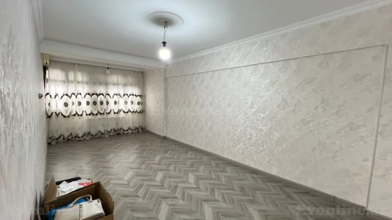 Satılır 3 otaqlı Mənzil Köhnə tikili 68 m² Koroğlu m. - şəkil 2