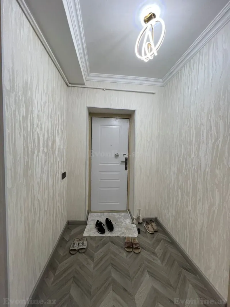 Satılır 3 otaqlı Mənzil Köhnə tikili 68 m² Koroğlu m. - şəkil 9