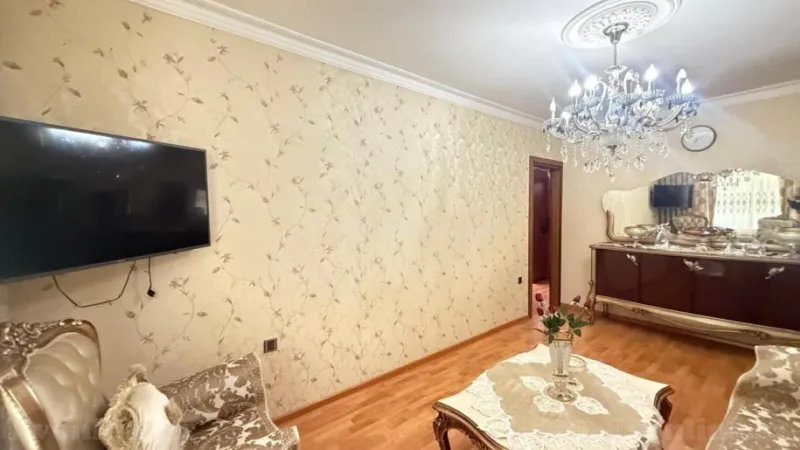 Satılır 3 otaqlı Mənzil Köhnə tikili 80 m² Əhmədli m. - şəkil 19