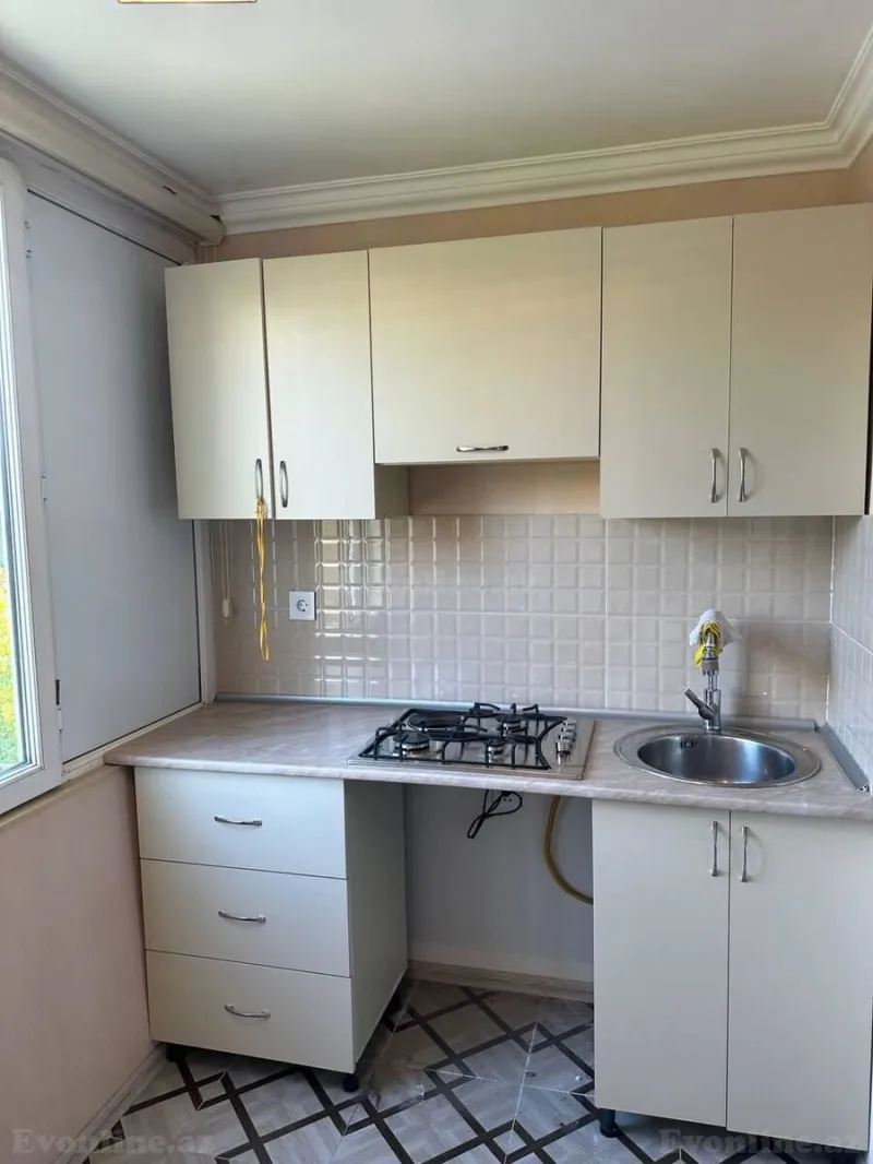 Satılır 2 otaqlı Mənzil Köhnə tikili 40 m² Qara Qarayev m. - şəkil 6