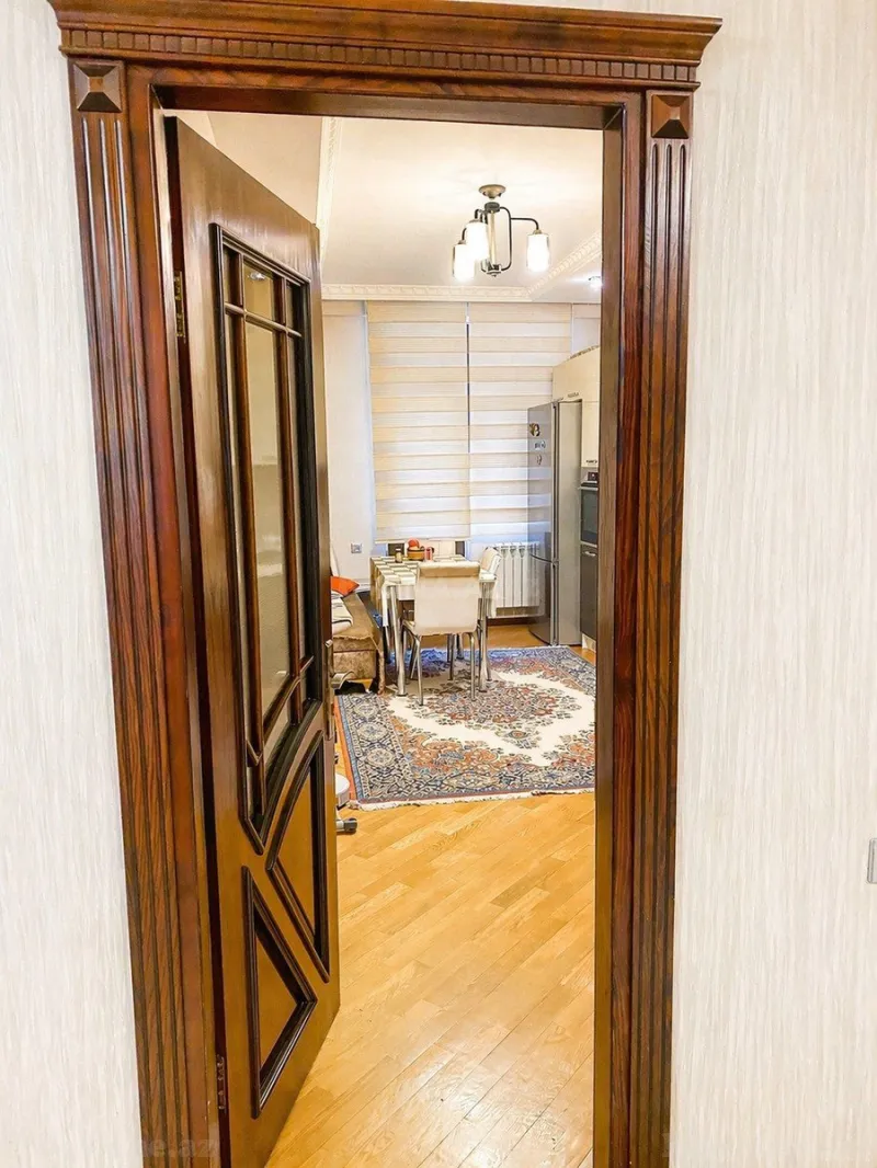 Satılır 2 otaqlı Mənzil Yeni tikili 117 m² 28 May m. - şəkil 3