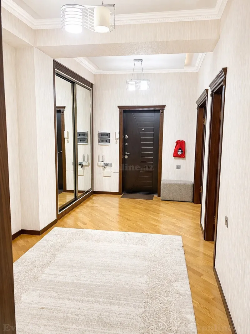 Satılır 2 otaqlı Mənzil Yeni tikili 117 m² 28 May m. - şəkil 5