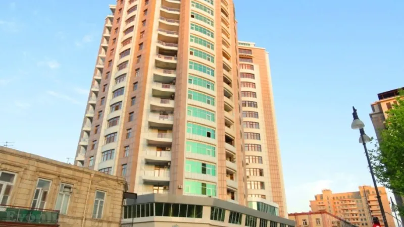 4 otaqlı Mənzil 230 m² Sahil m. Satılır