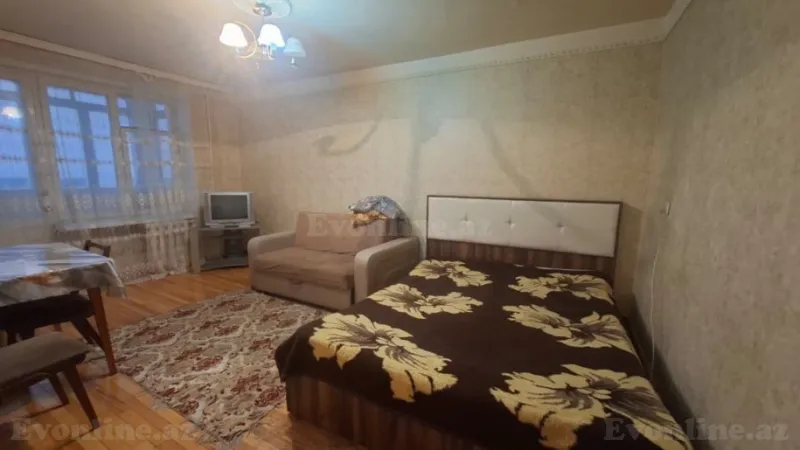 Satılır 1 otaqlı Mənzil Köhnə tikili 32 m² İnşaatçılar m. - şəkil 4