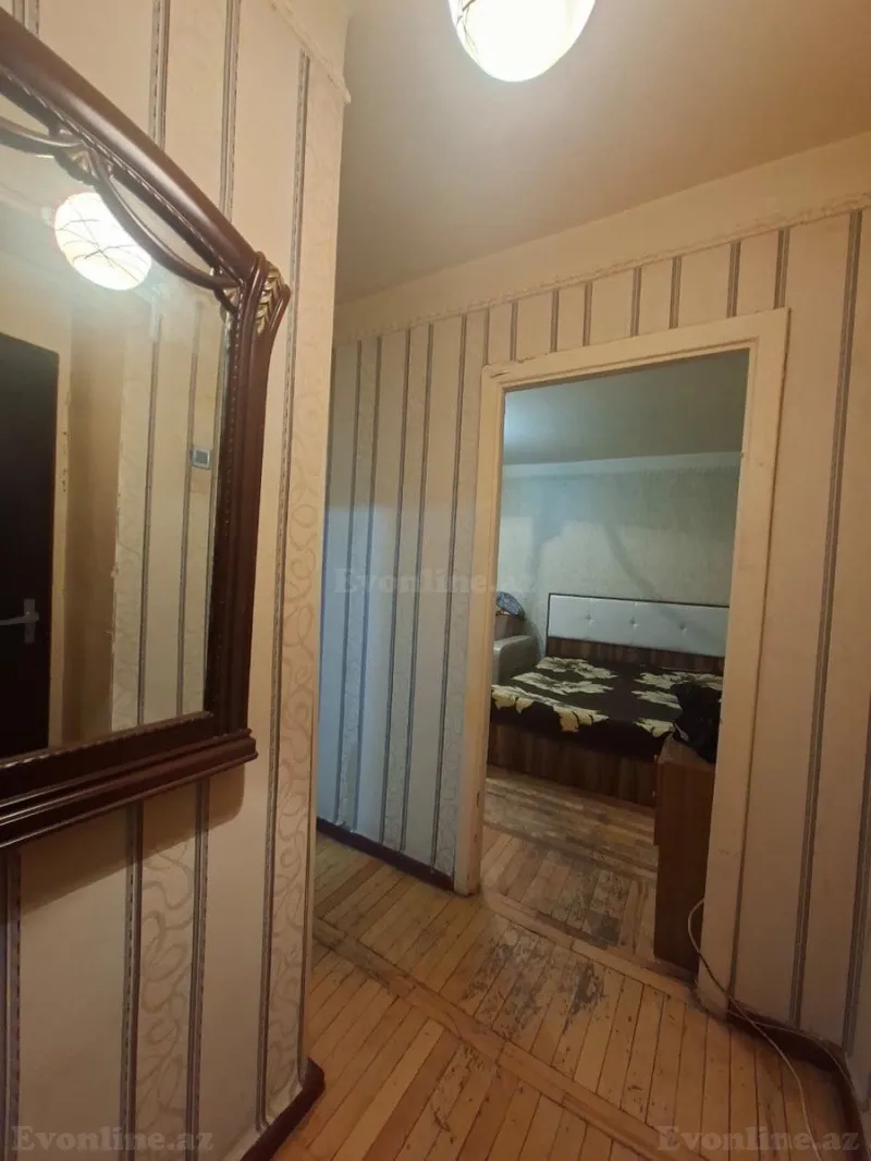 Satılır 1 otaqlı Mənzil Köhnə tikili 32 m² İnşaatçılar m. - şəkil 5