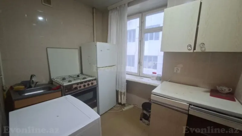 Satılır 1 otaqlı Mənzil Köhnə tikili 32 m² İnşaatçılar m. - şəkil 8