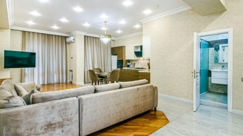 Kirayə verilir 3 otaqlı Mənzil Yeni tikili 96 m² Sahil m. - şəkil 4