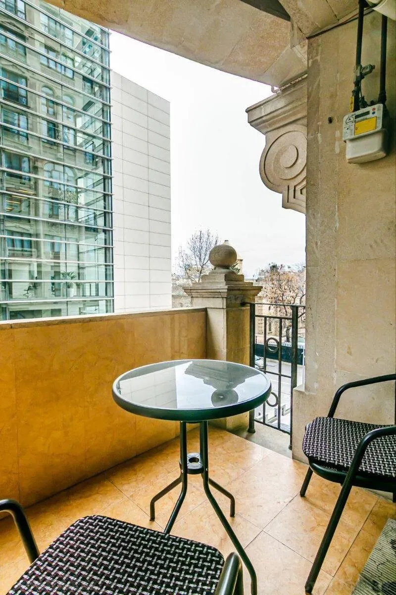 Kirayə verilir 3 otaqlı Mənzil Yeni tikili 96 m² Sahil m. - şəkil 6