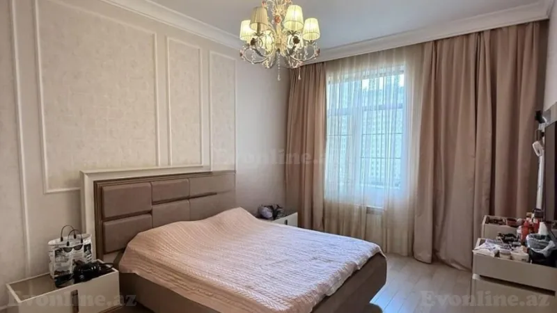 Satılır 3 otaqlı Mənzil Yeni tikili 141 m² Elmlər Akademiyası m. - şəkil 5