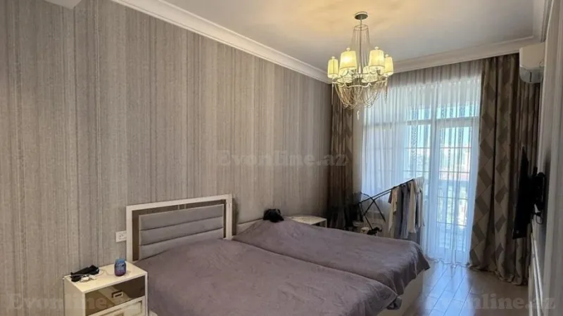 Satılır 3 otaqlı Mənzil Yeni tikili 141 m² Elmlər Akademiyası m. - şəkil 9