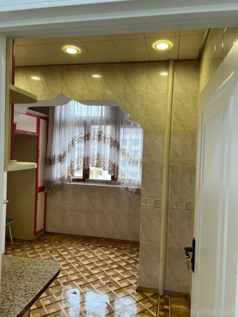 Satılır 4 otaqlı Mənzil Köhnə tikili 105 m² Əhmədli - şəkil 6