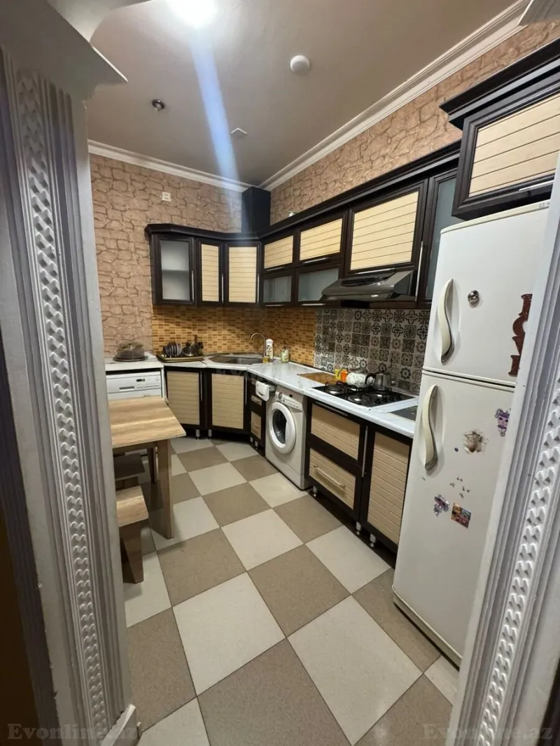 Kirayə verilir 3 otaqlı Mənzil Yeni tikili 80 m² Nərimanov r. - şəkil 4