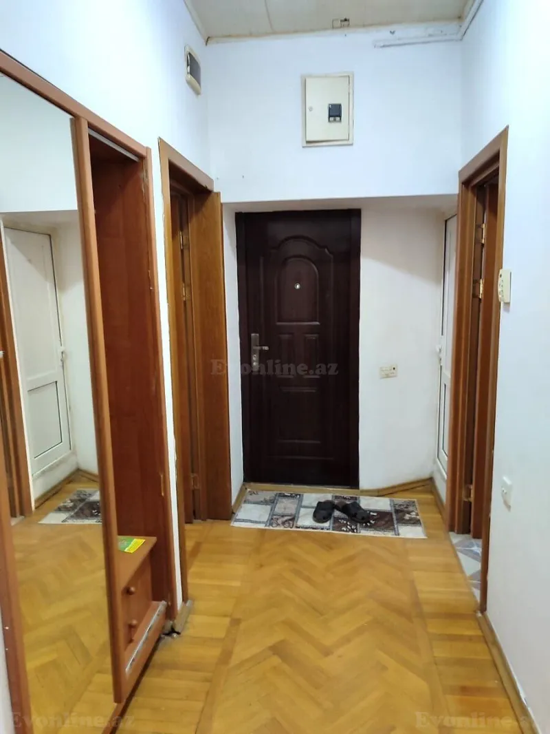 Satılır 4 otaqlı Mənzil Köhnə tikili 110 m² Nəsimi r. - şəkil 3