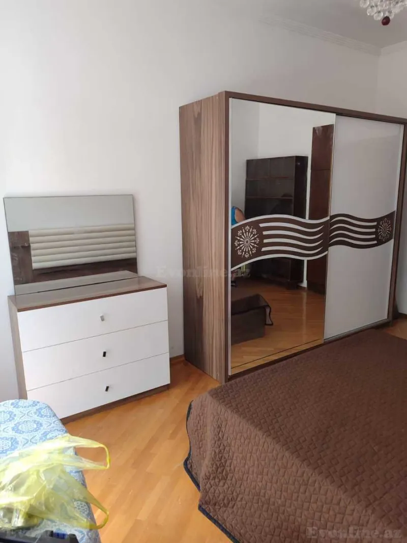 Satılır 4 otaqlı Mənzil Köhnə tikili 110 m² Nəsimi r. - şəkil 5