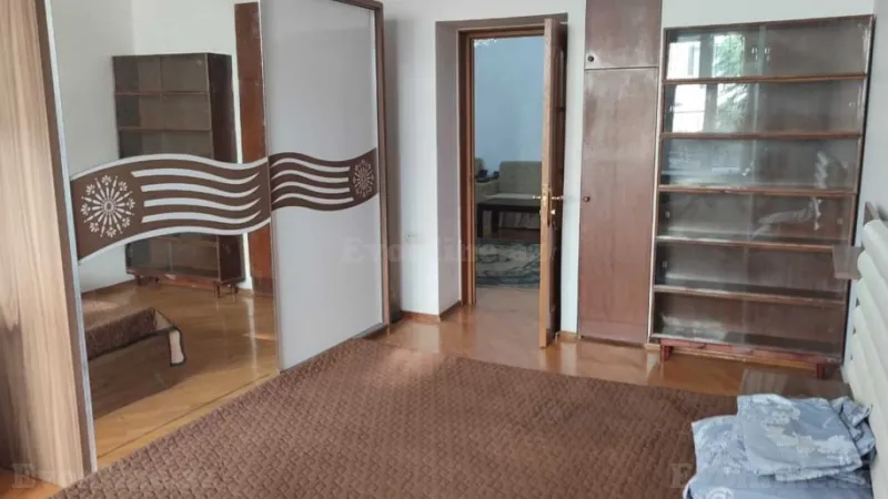 Satılır 4 otaqlı Mənzil Köhnə tikili 110 m² Nəsimi r. - şəkil 6