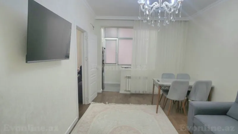 Satılır 2 otaqlı Mənzil Köhnə tikili 33 m² 4-cü mikrorayon - şəkil 2