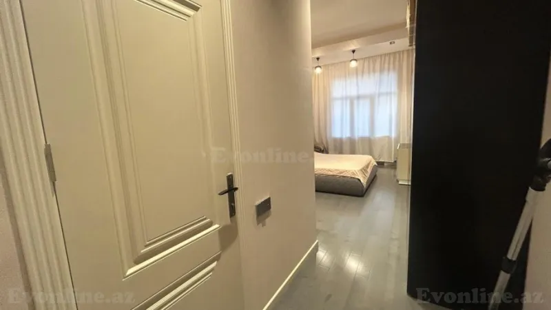 Satılır 4 otaqlı Mənzil Yeni tikili 202 m² 28 May m. - şəkil 11