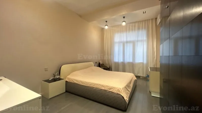 Satılır 4 otaqlı Mənzil Yeni tikili 202 m² 28 May m. - şəkil 12