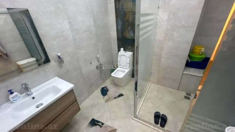 Satılır 4 otaqlı Mənzil Yeni tikili 202 m² 28 May m. - şəkil 15