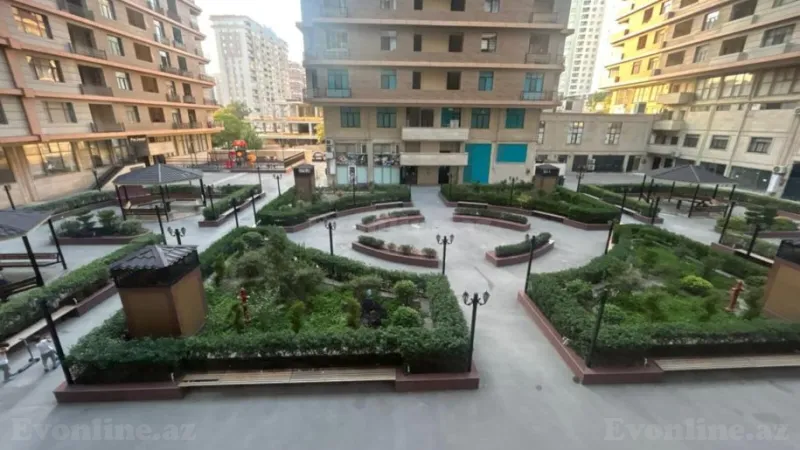 Satılır 4 otaqlı Mənzil Yeni tikili 202 m² 28 May m. - şəkil 16