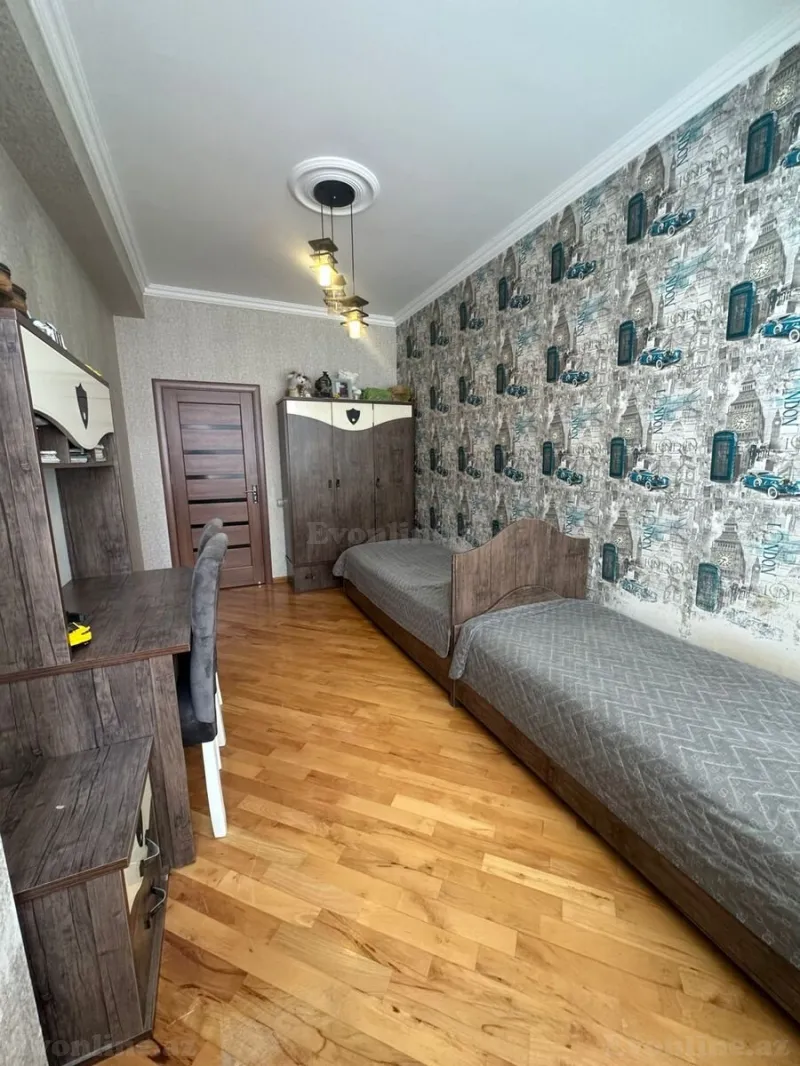 Satılır 4 otaqlı Mənzil Yeni tikili 150 m² Neftçilər m. - şəkil 9