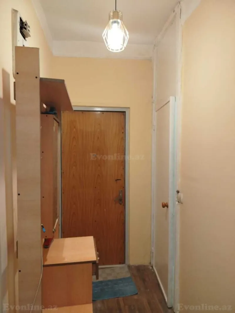 Kirayə verilir 2 otaqlı Mənzil Köhnə tikili 43 m² 4-cü mikrorayon - şəkil 4